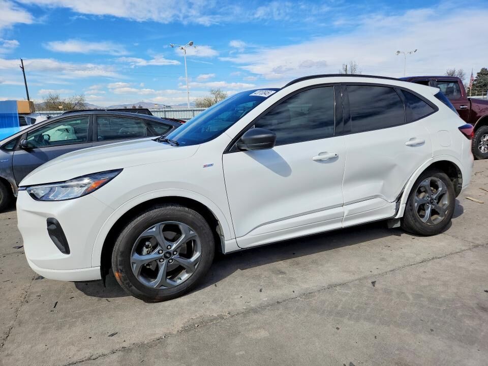 2024 FORD Escape