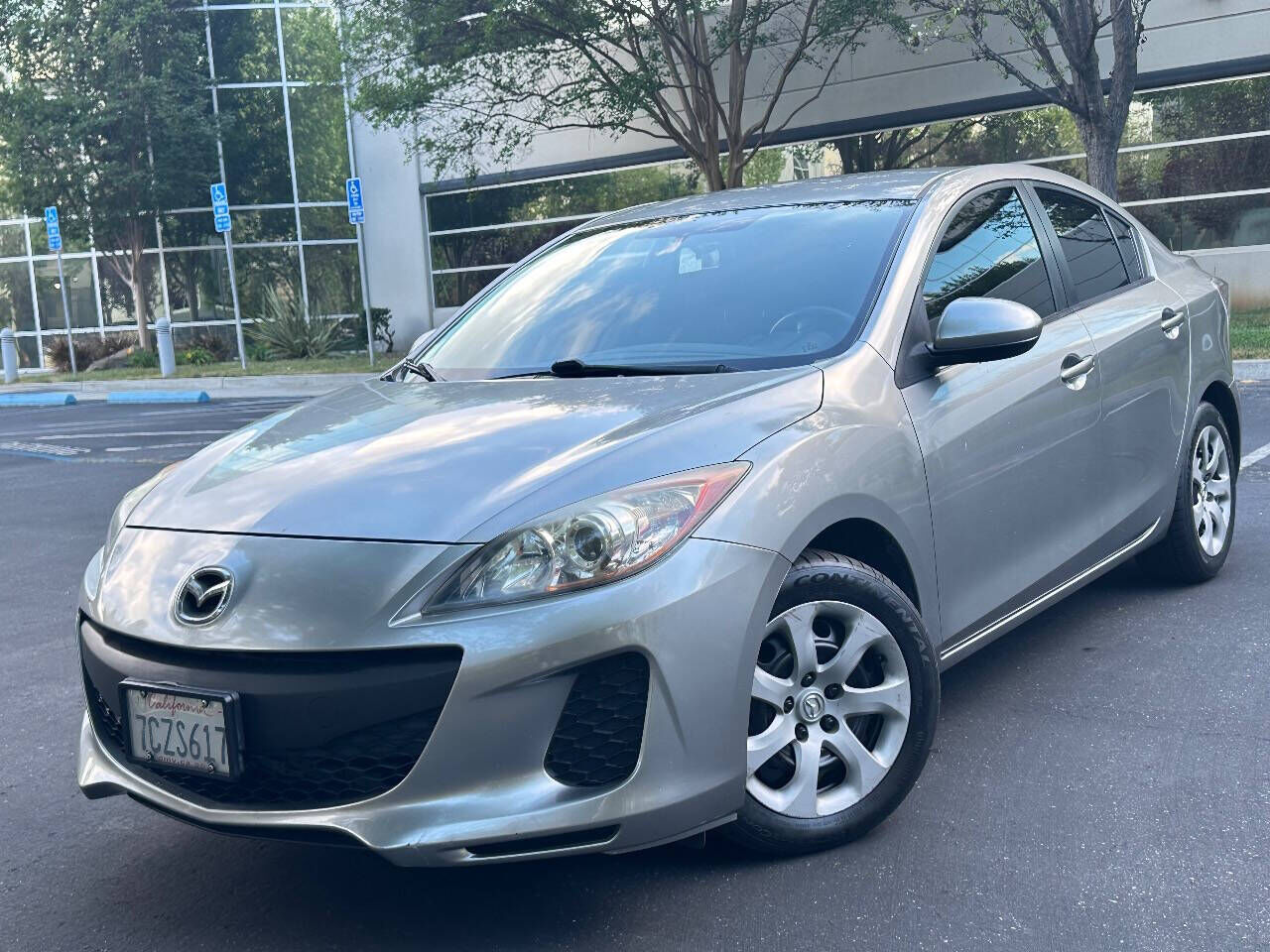 2012 MAZDA Mazda3