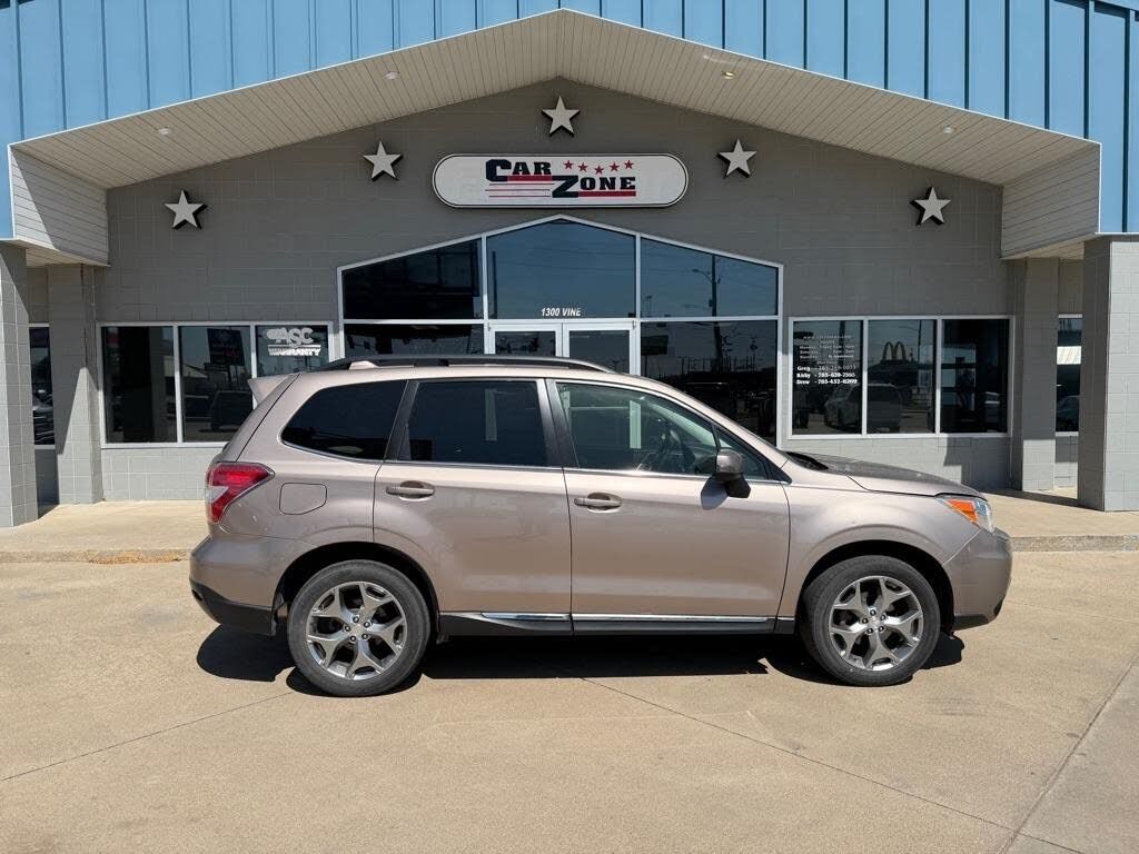 2016 SUBARU Forester