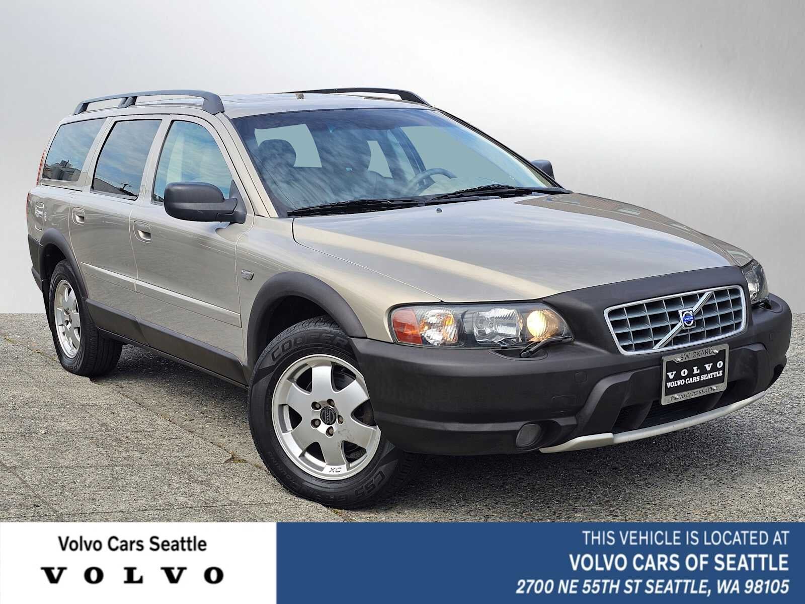 2004 VOLVO XC70
