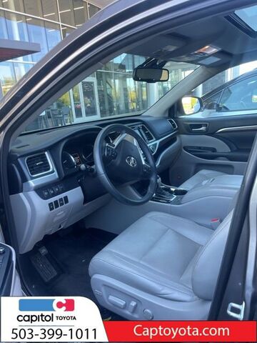 2016 TOYOTA Highlander