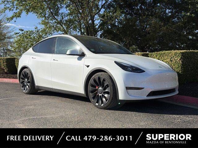 2023 TESLA Model Y
