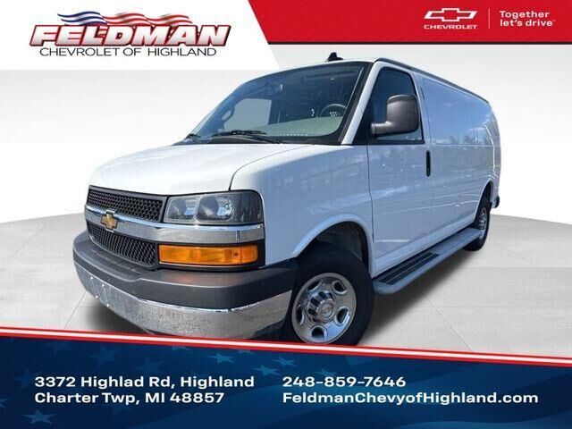 2024 CHEVROLET Express