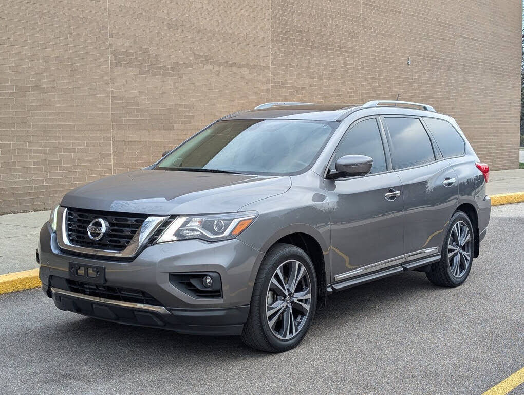2018 NISSAN Pathfinder