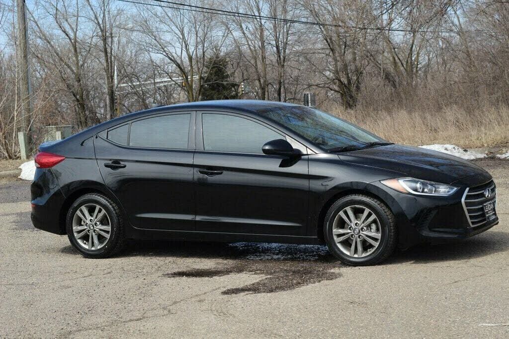 2018 HYUNDAI Elantra