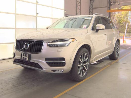 2017 VOLVO XC90