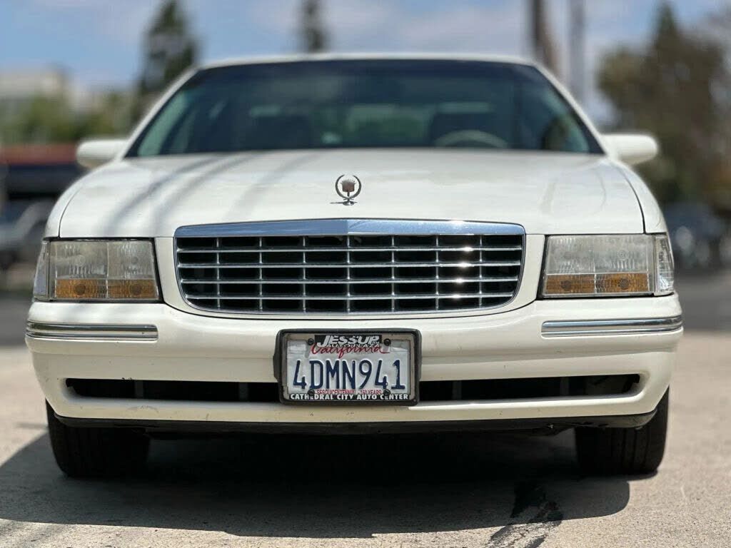 1999 CADILLAC Deville