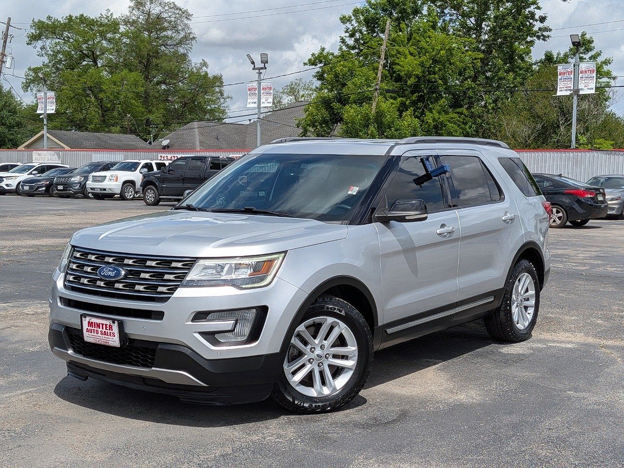 2016 FORD Explorer