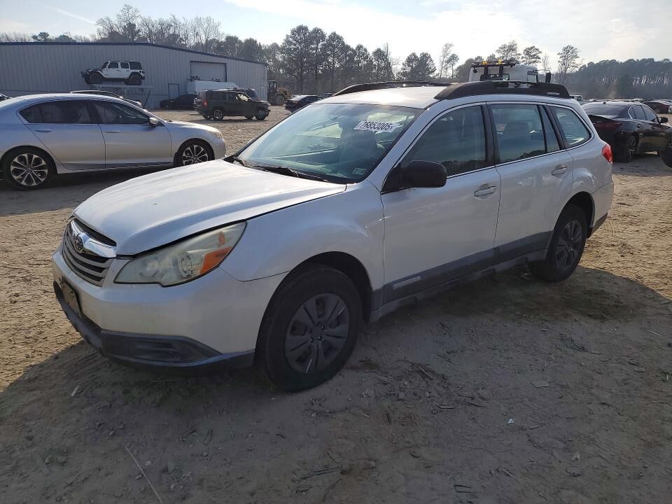 2011 SUBARU Outback