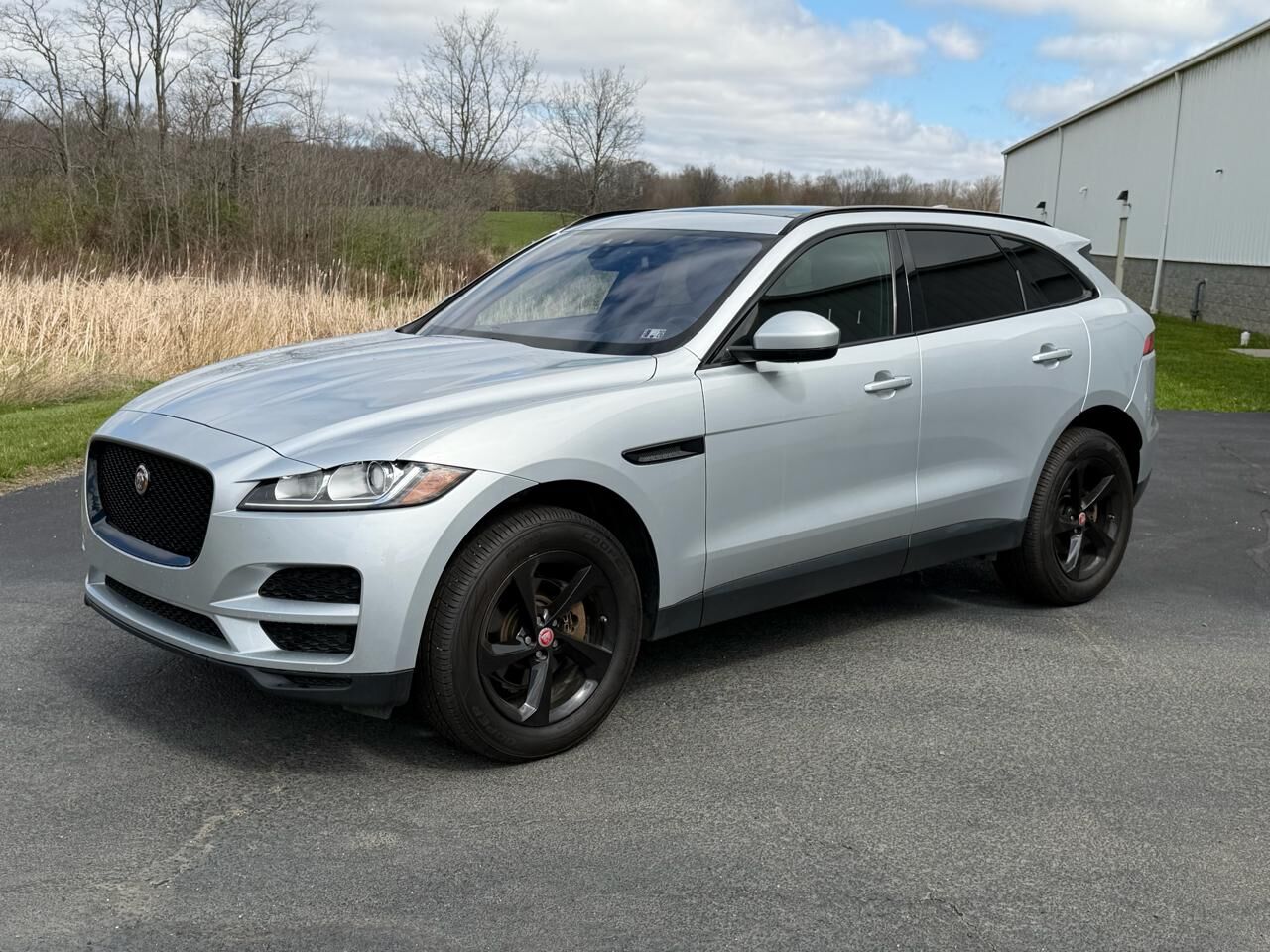 2017 JAGUAR F-Pace
