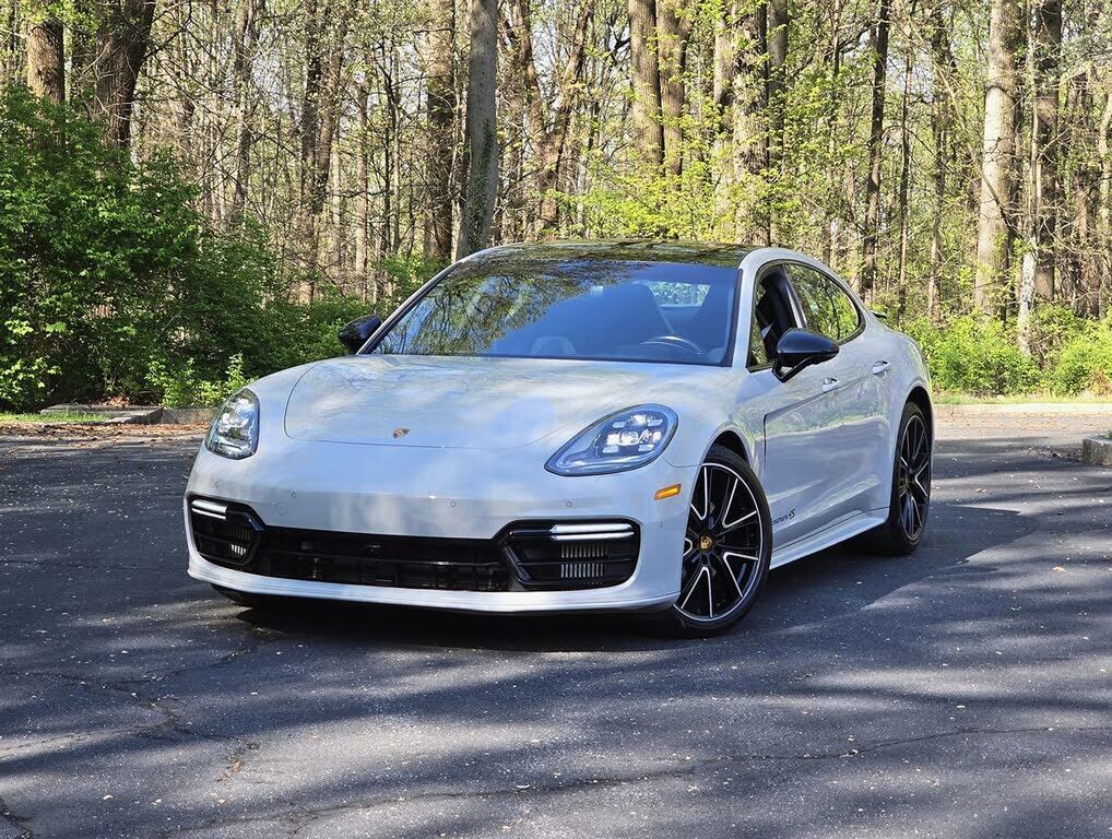 2020 PORSCHE Panamera