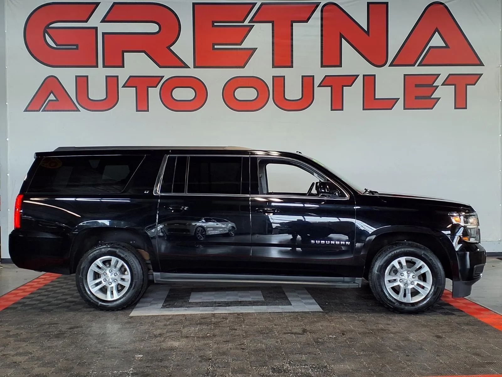 2017 CHEVROLET Suburban