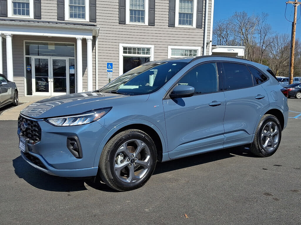 2023 FORD Escape
