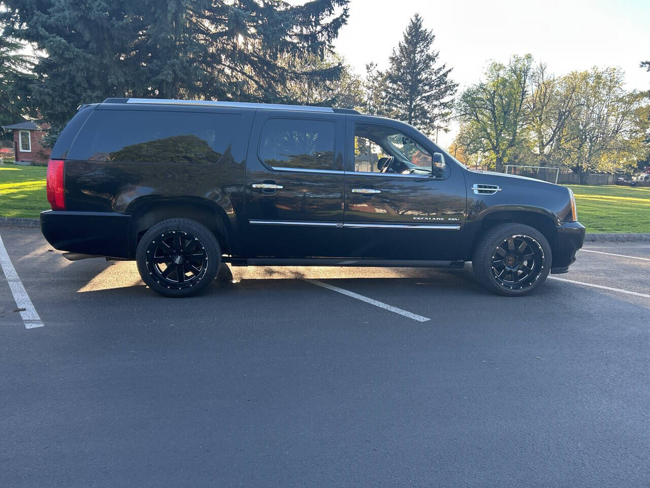 2010 CADILLAC Escalade