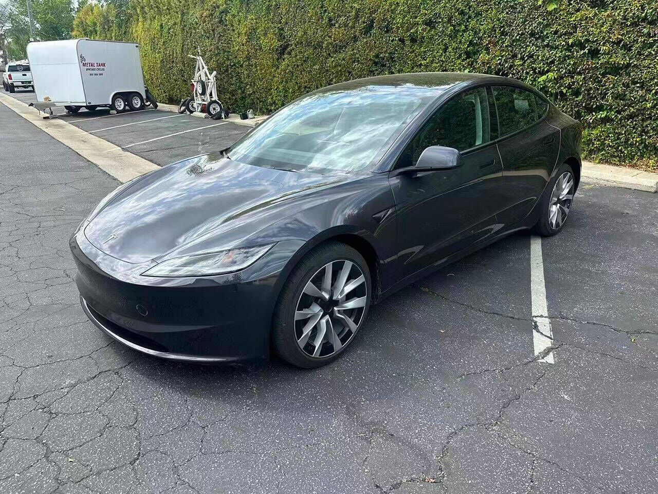 2025 TESLA Model 3