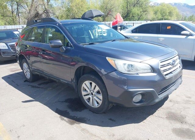 2015 SUBARU Outback