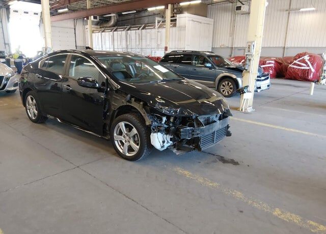 2017 CHEVROLET Volt