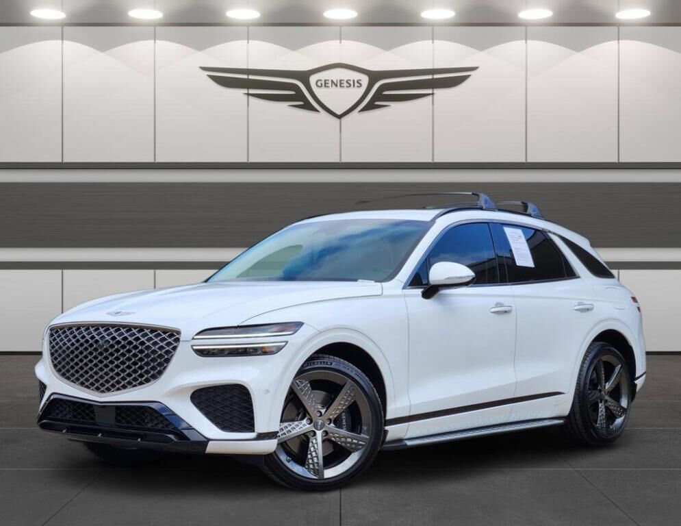 2025 GENESIS GV70