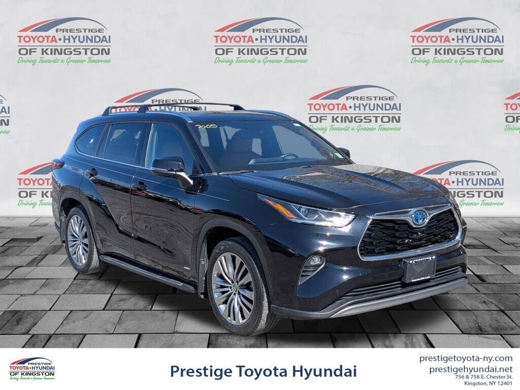 2024 TOYOTA Highlander