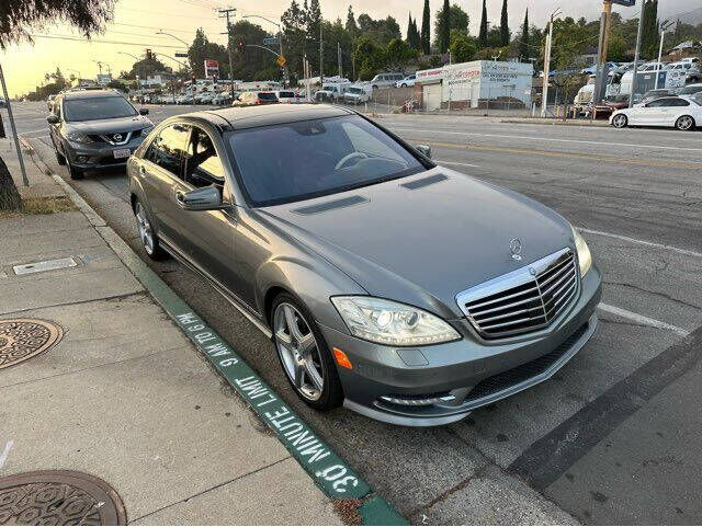 2013 MERCEDES-BENZ S-Class