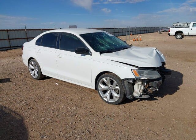 2016 VOLKSWAGEN Jetta
