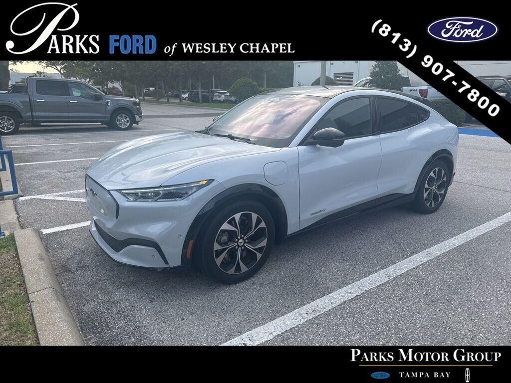 2022 FORD Mach-E