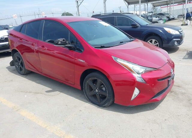 2016 TOYOTA PRIUS
