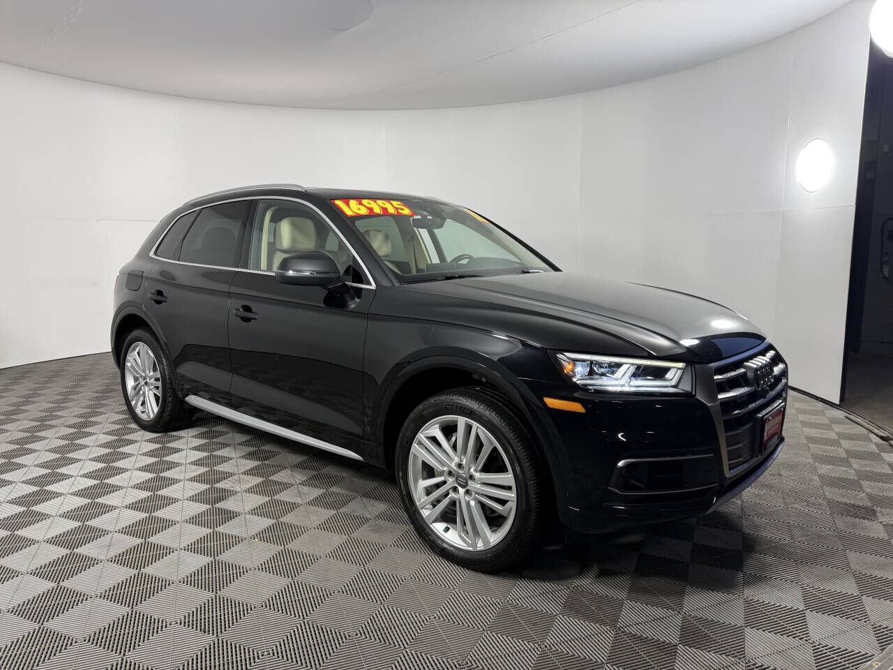 2018 AUDI Q5