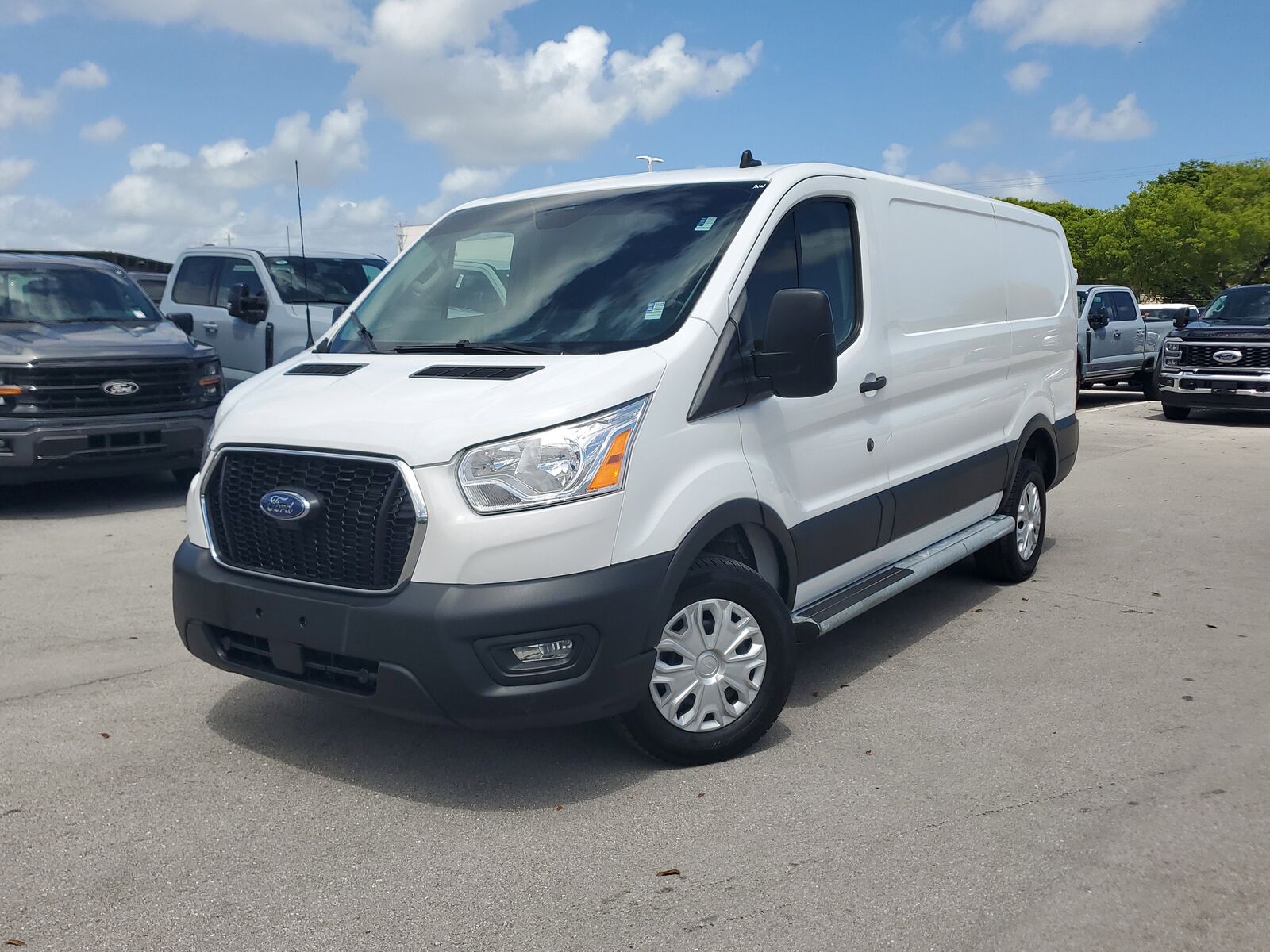 2022 FORD Transit