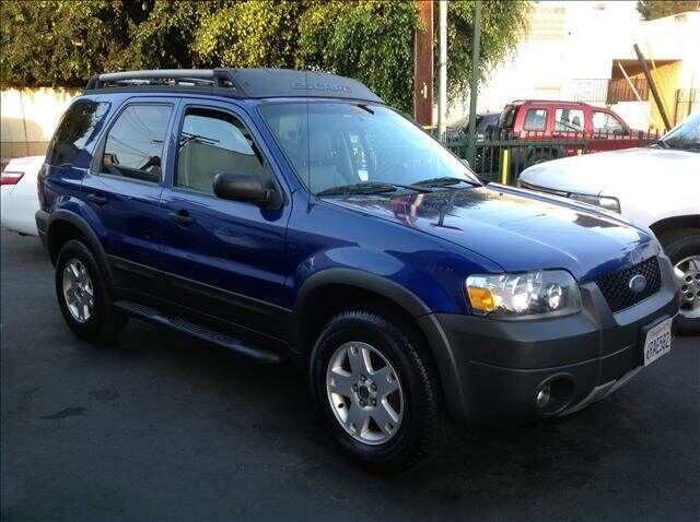 2005 FORD Escape