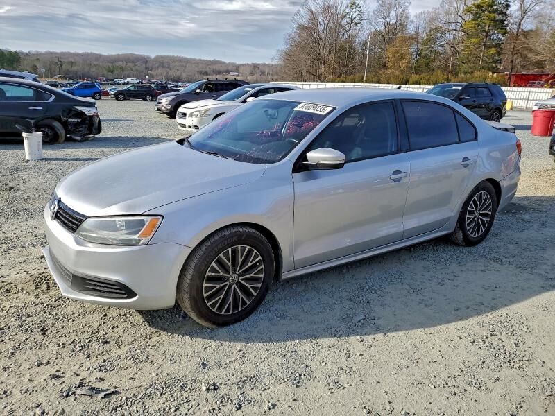 2012 VOLKSWAGEN Jetta