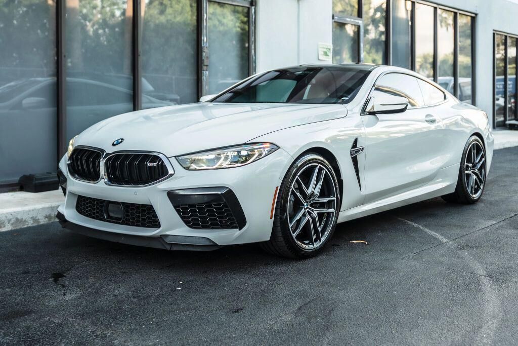 2020 BMW M8