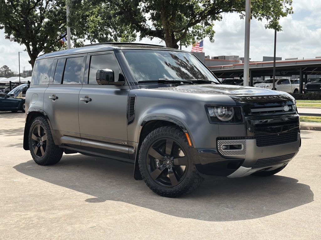 2023 LAND ROVER Defender