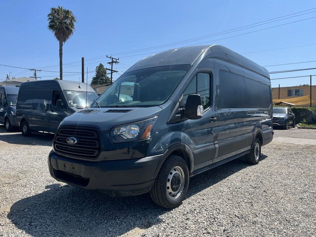 2019 FORD Transit