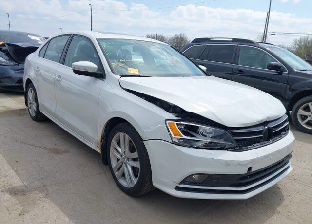 2016 VOLKSWAGEN Jetta