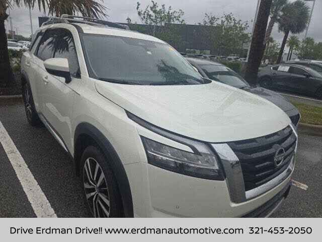 2024 NISSAN Pathfinder