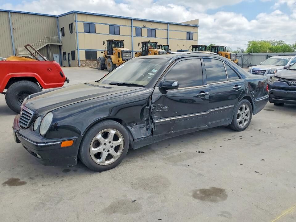 2002 MERCEDES-BENZ E-Class