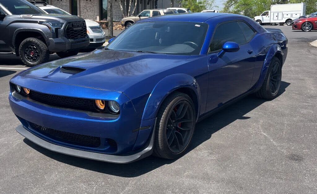 2019 DODGE Challenger