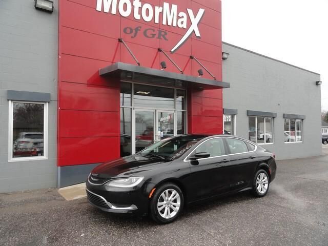2015 CHRYSLER 200
