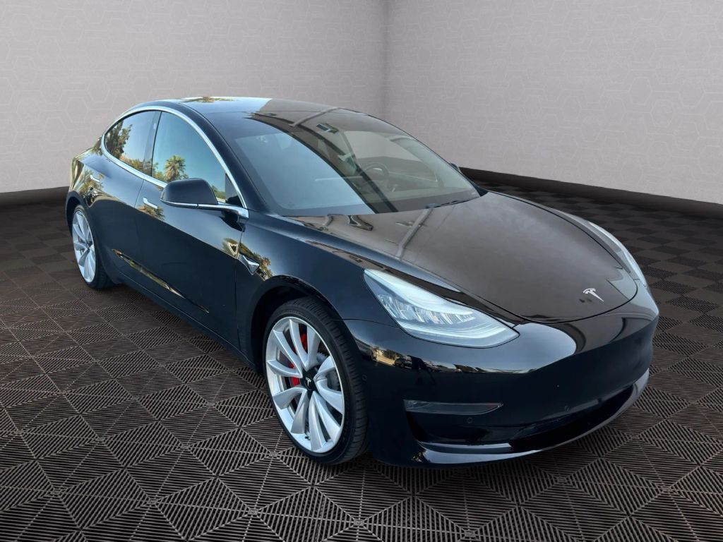 2019 TESLA Model 3
