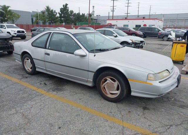 1993 FORD Thunderbird