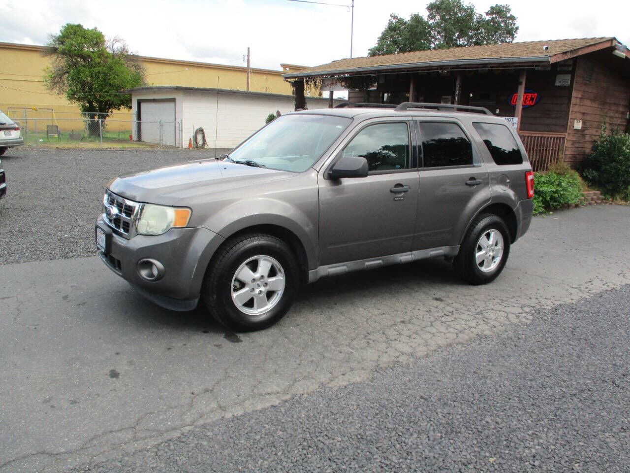 2011 FORD Escape