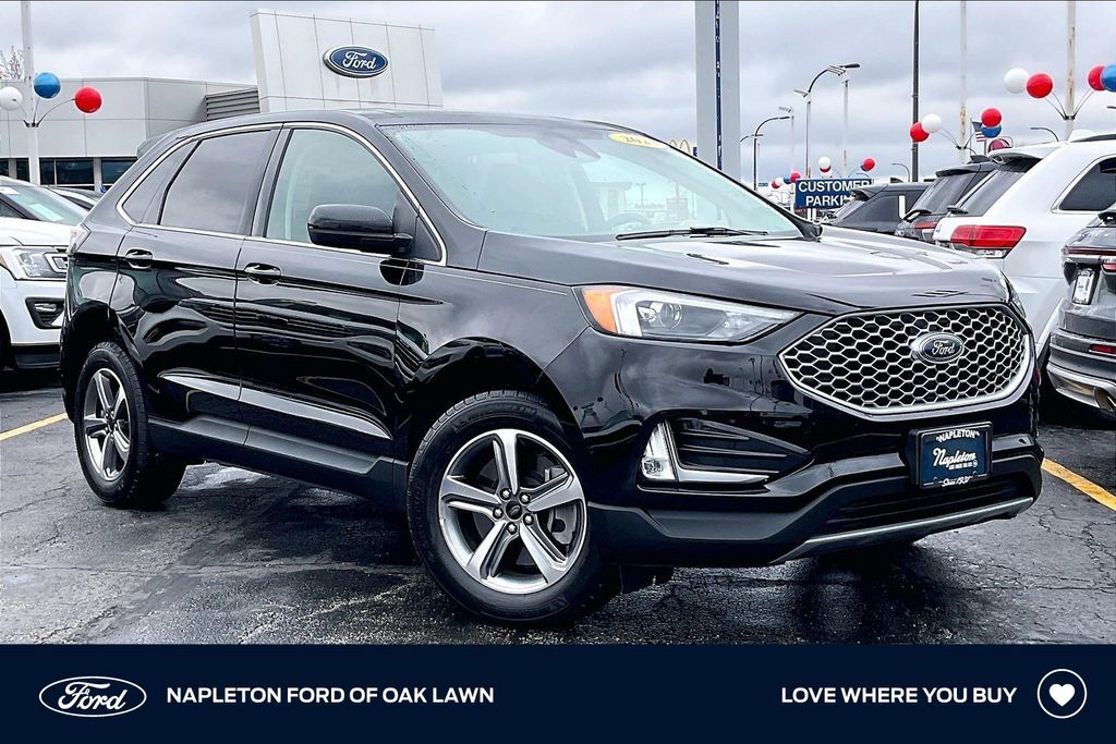 2023 FORD Edge