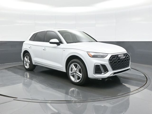 2023 AUDI Q5 e