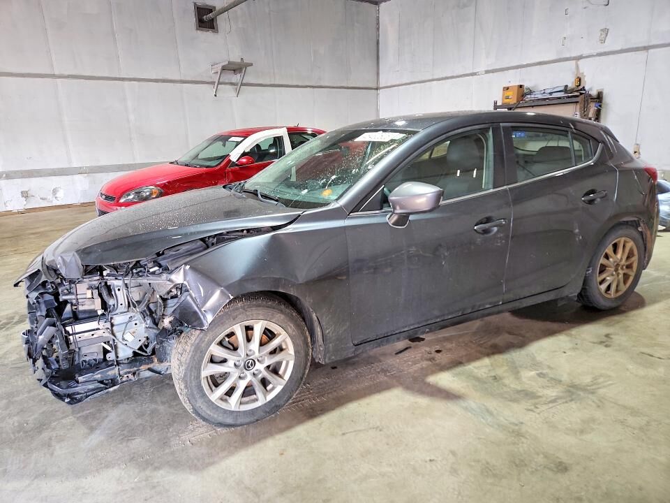 2016 MAZDA Mazda3