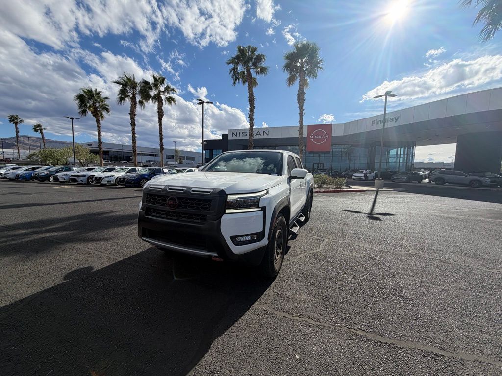 2025 NISSAN Frontier