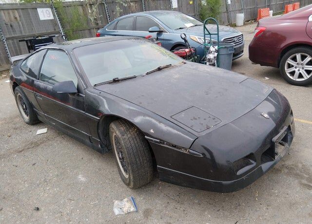 1988 PONTIAC Fiero