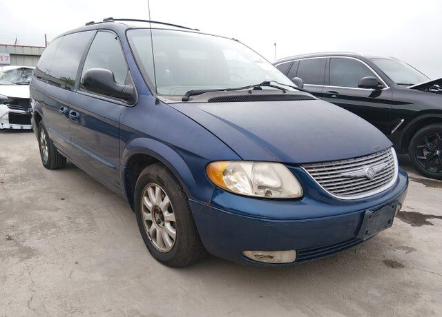 2001 CHRYSLER Town and Country
