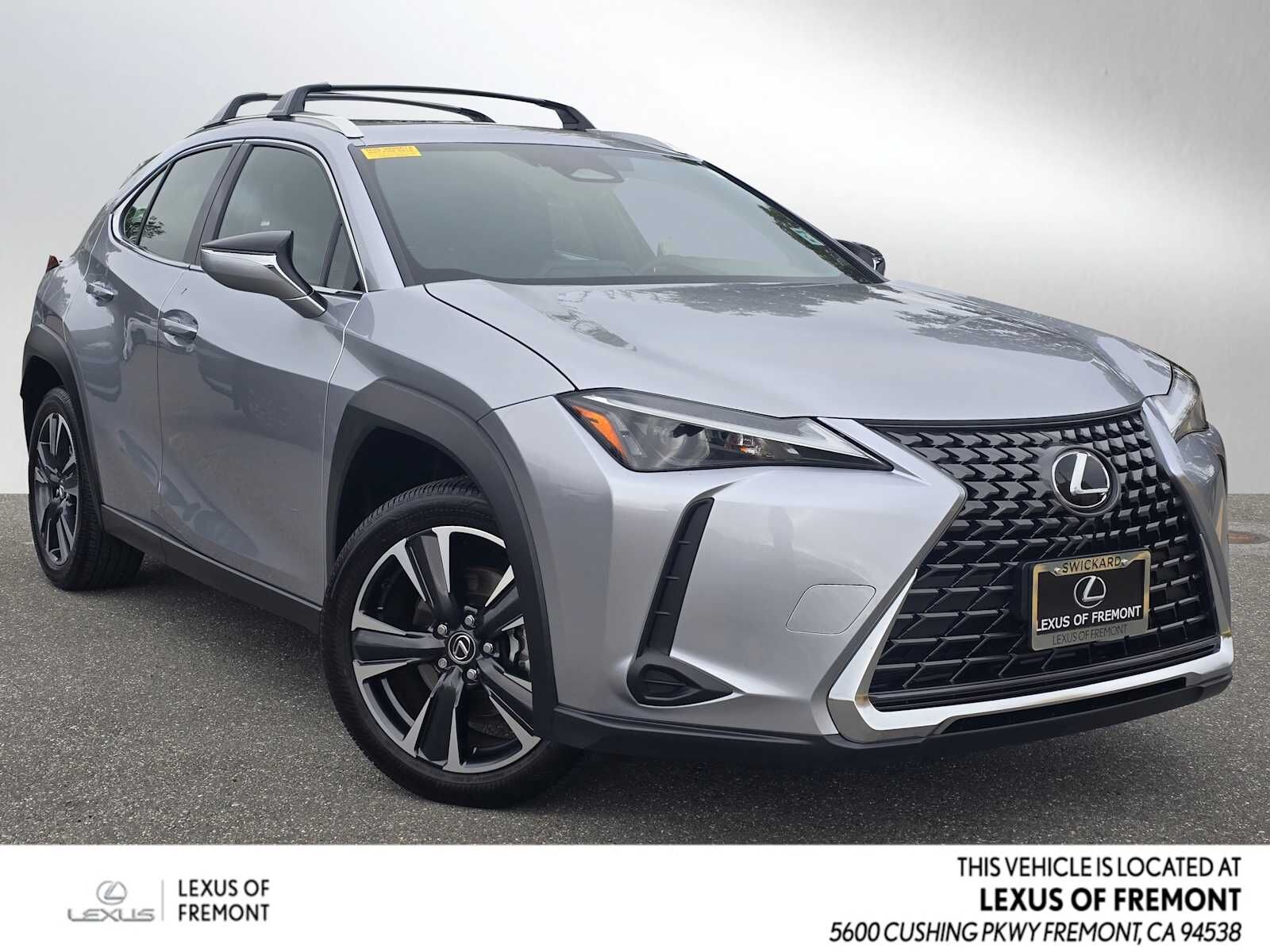 2025 LEXUS UX