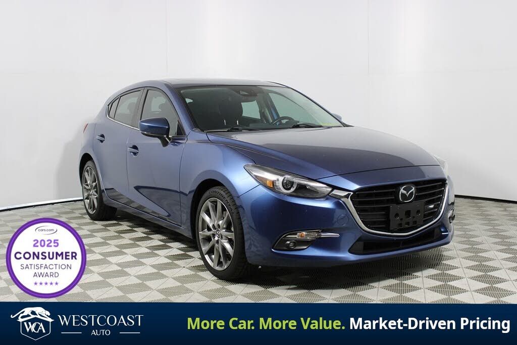 2018 MAZDA Mazda3